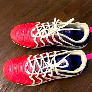 Pink Purple White Vapormax Women’s 11.5